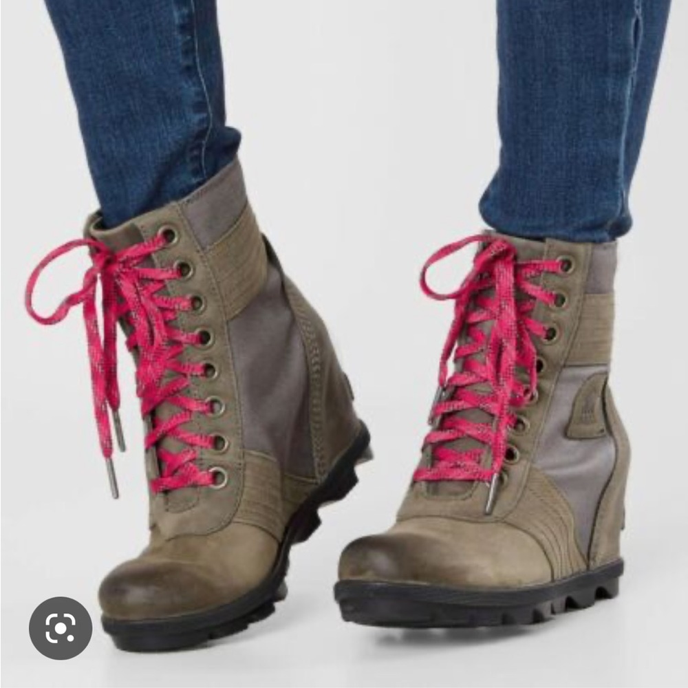 Sorel Lexie Wedge Bootie in Quarry
